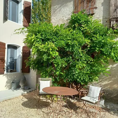 Casale Nel Mezzo Dei Vigneti