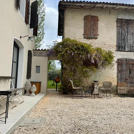 Casale Nel Mezzo Dei Vigneti * Caneva